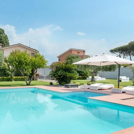 Luxury Duplex In With Private Pool - Near Rome & Villa Lido di Ostia