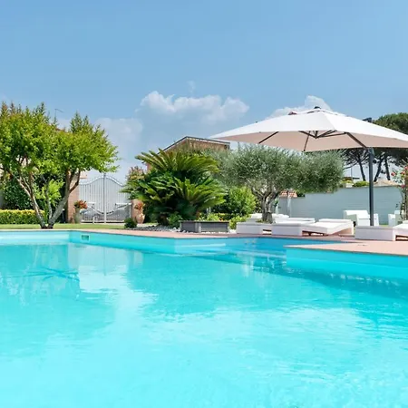Luxury Duplex In With Private Pool - Near Rome & Villa Lido di Ostia