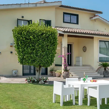 Luxury Duplex In With Private Pool - Near Rome & Villa Lido di Ostia