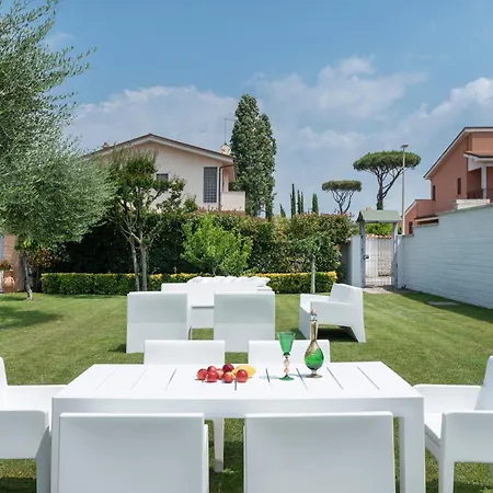 Luxury Duplex In With Private Pool - Near Rome & Lido di Ostia