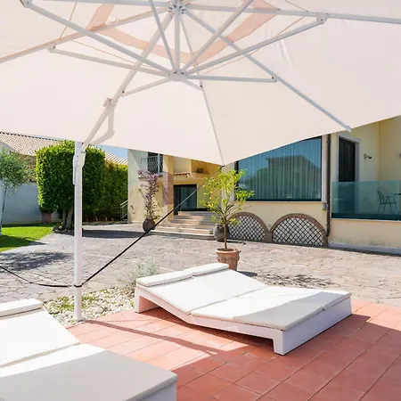 Luxury Duplex In With Private Pool - Near Rome & * Lido di Ostia